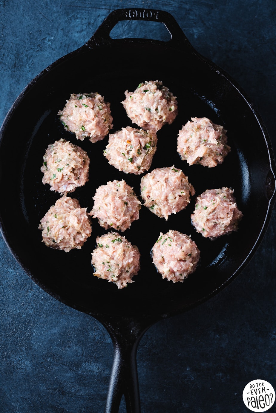 Baked Sesame Chicken Meatballs with Honey Sesame Sauce